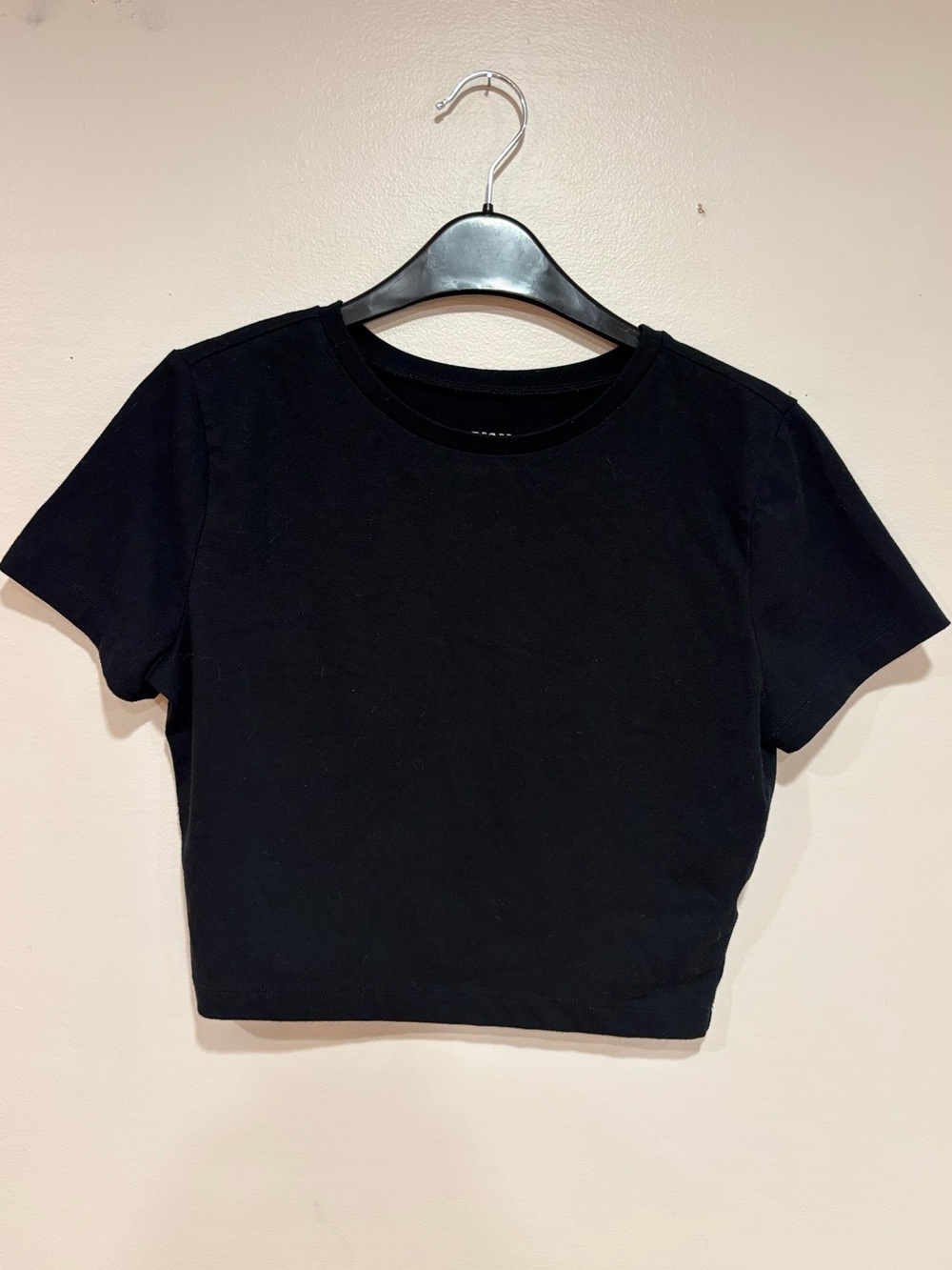 Wild Fable White Short Sleeve Crew Neck Cropped Baby Tee Top Women's Medium
